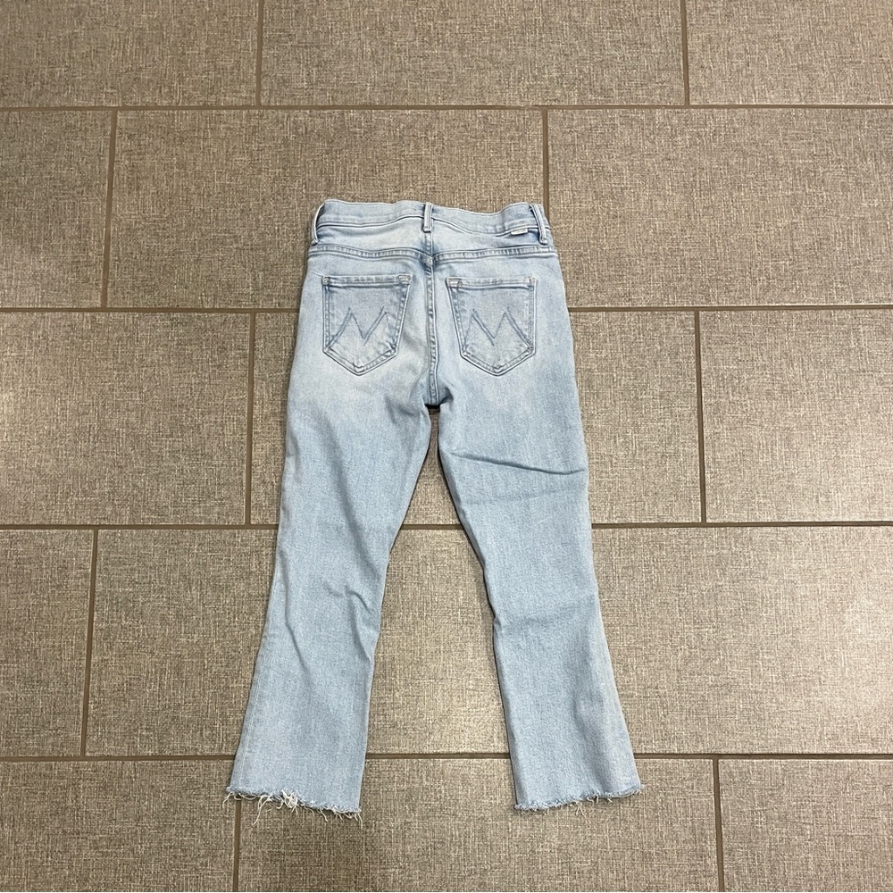 MOTHER Light Wash Cropped Jeans - Picture 2 of 7